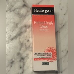 Neutrogena Refreshingly Clear Moisturiser - Pink and White